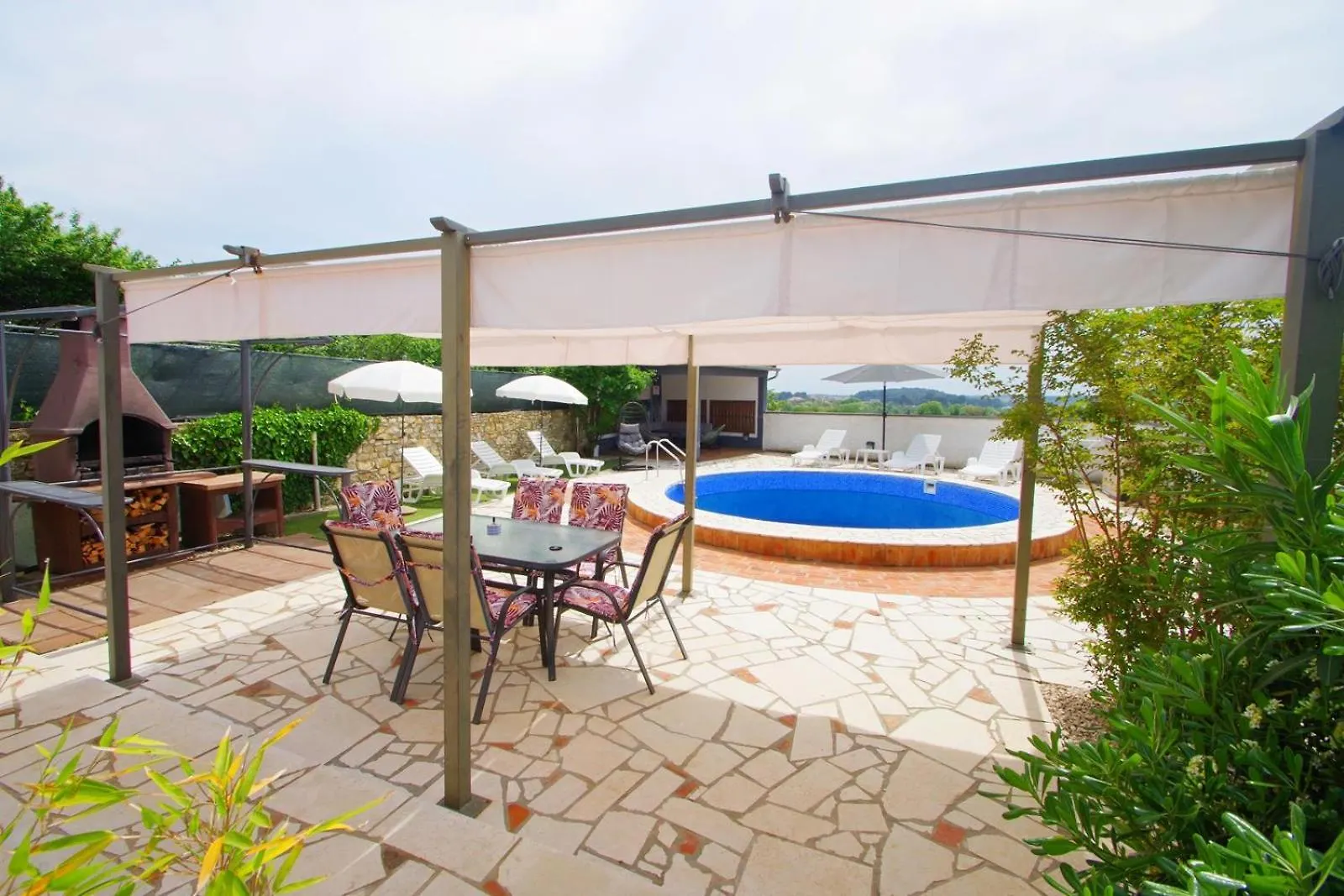 Holiday House Nena Pula