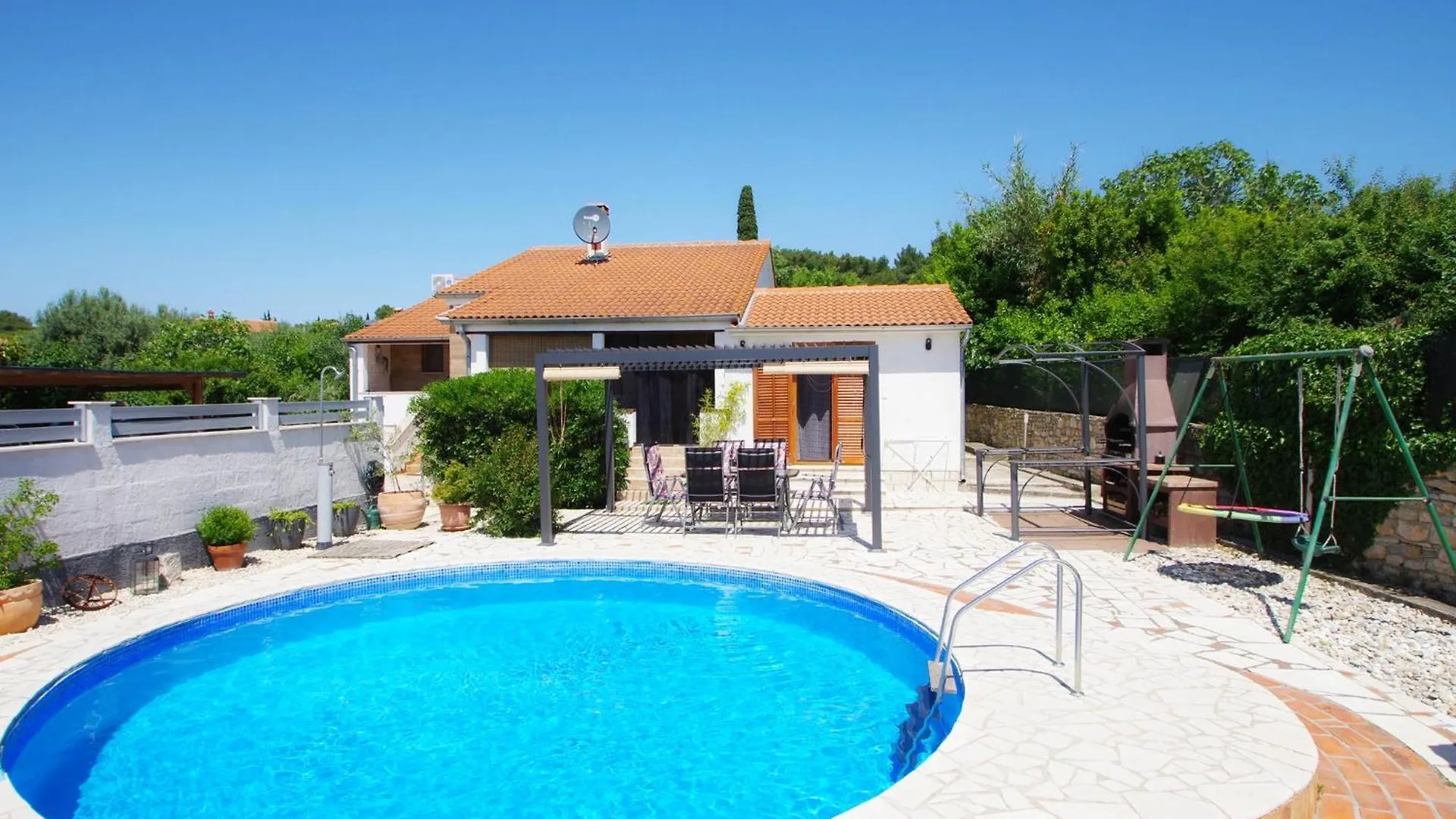 Holiday House Nena Pula Dom wakacyjny